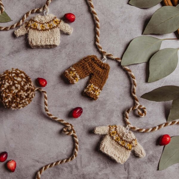 Miniature Sweater Christmas Garland